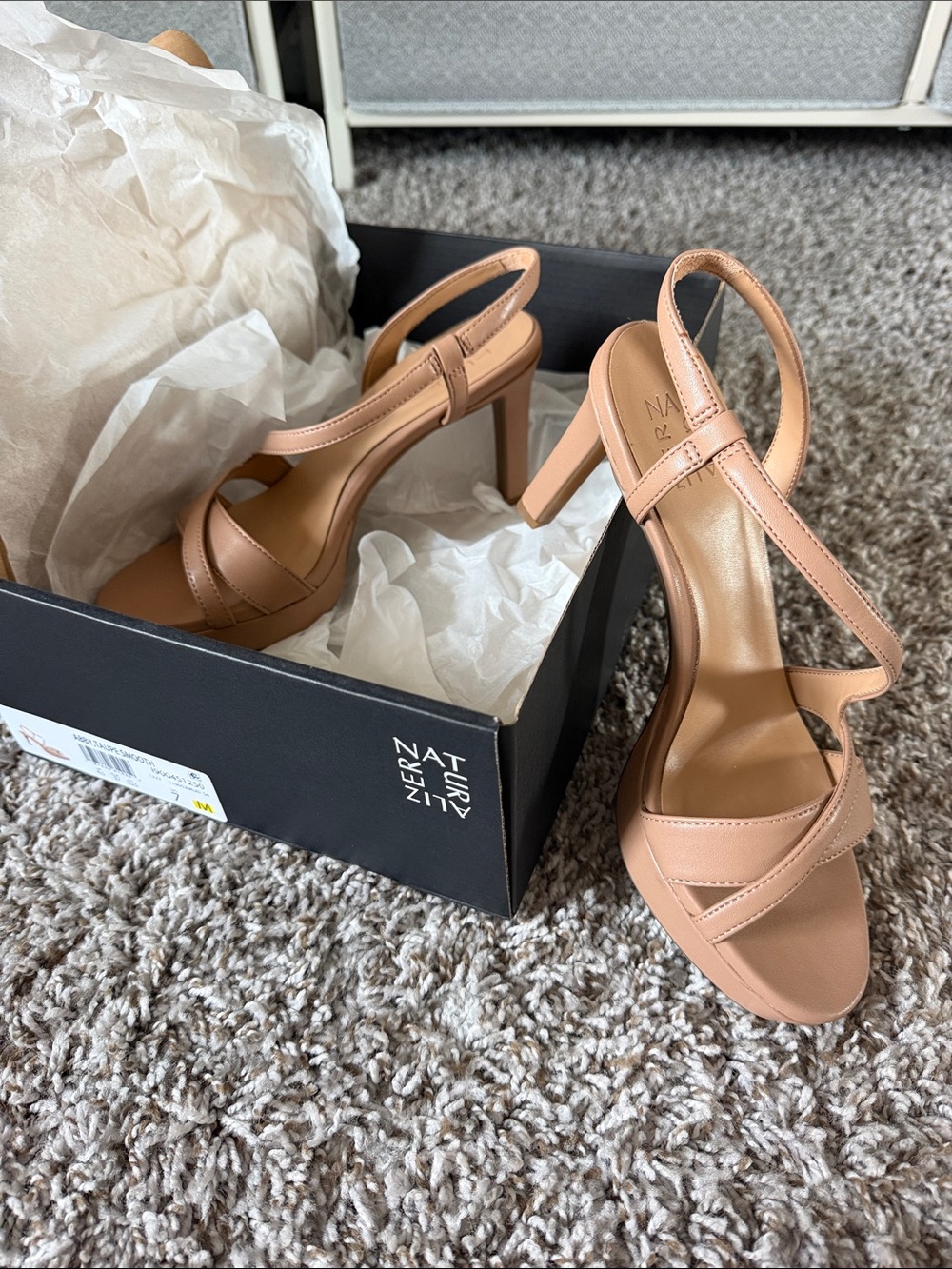 Naturalizer Blush Tan Strappy Slingback Block Heels - Picture 4 of 8